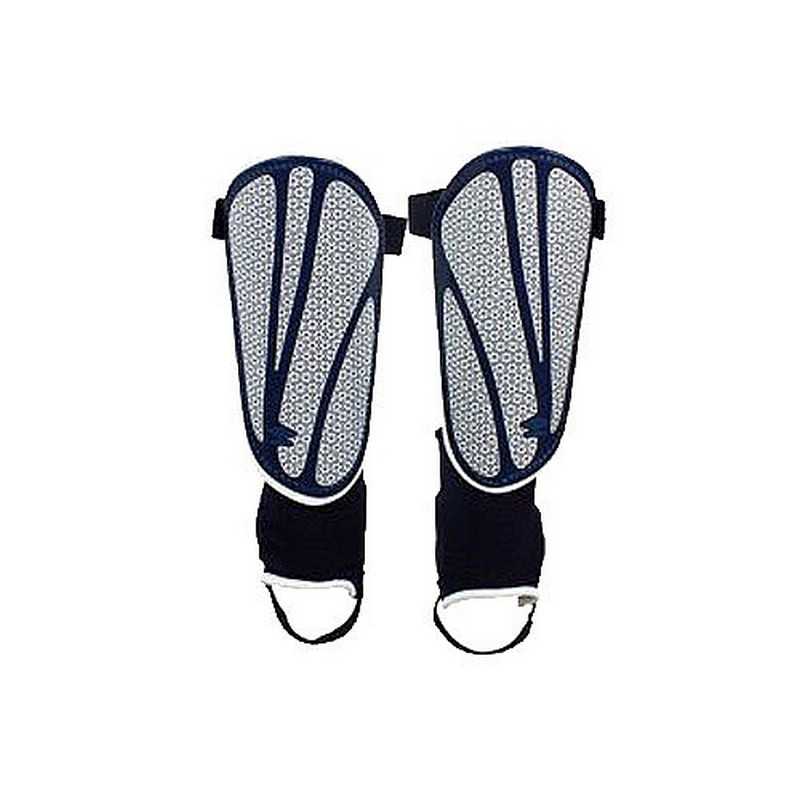 Щитки футбольные Umbro Neo Shield Guard W/Sock 20503U (CID) т.син/бел/син.
Щитки футбольные Umbro Neo Shield Guard W/Sock 20503U (CID) т.син/бел/син.