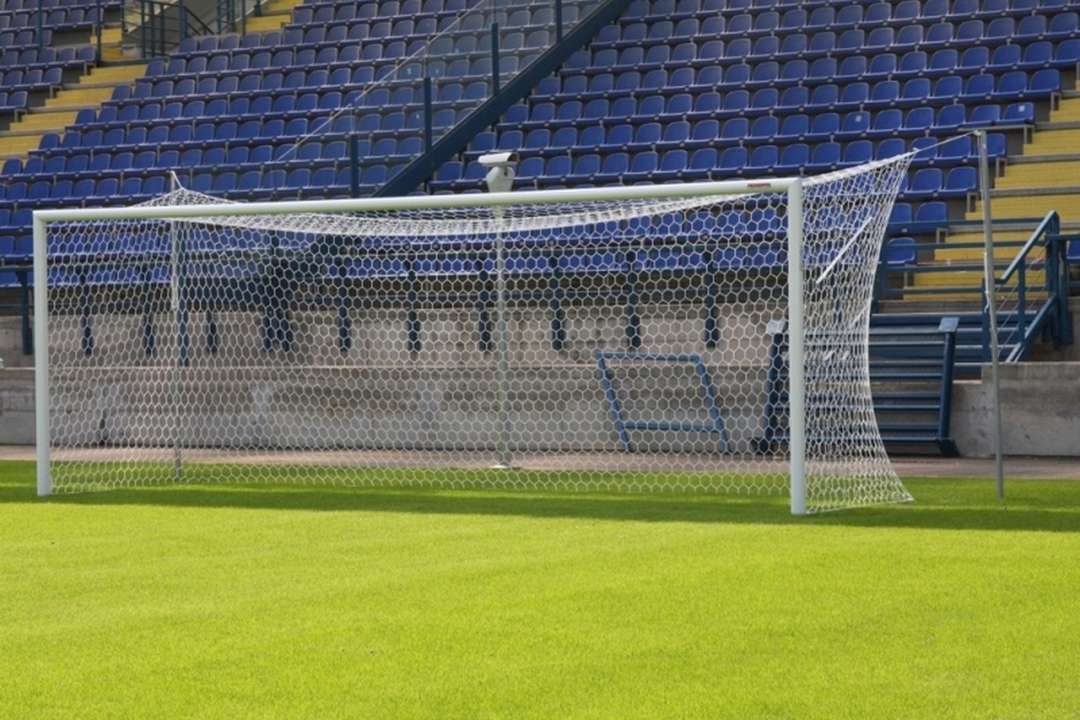 фото Ворота футбольные atlet 7,32х2,44 м, алюминиевые (стаканы+растяжки) fifa imp-a427 пара