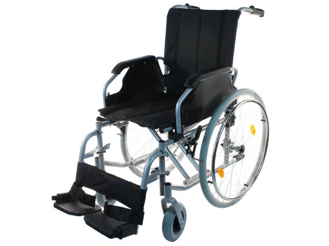 фото Кресло-коляска инвалидная titan deutsch gmbh с вертикализатором (hero 4) (46см) ly-250-140 titan deutschland gmbh