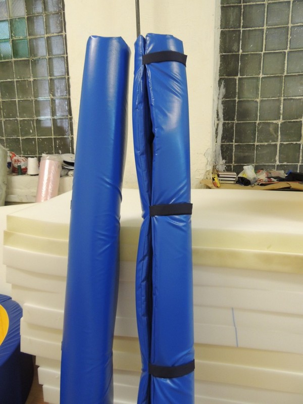 фото Мягкая защита на вертикальные штанги м/ф ворот atlet imp-a473