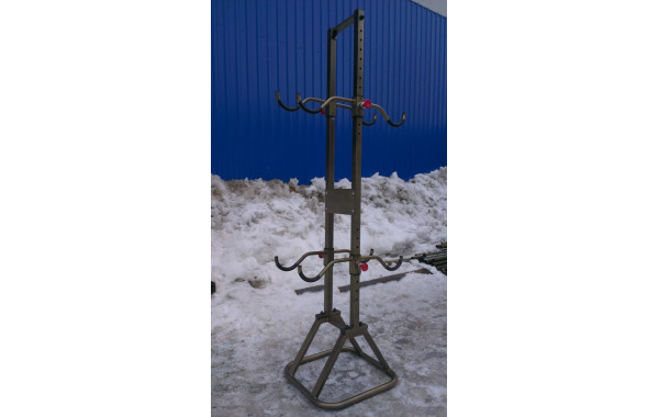 Стойка для велосипедов Выставка Hercules 3513 600_380