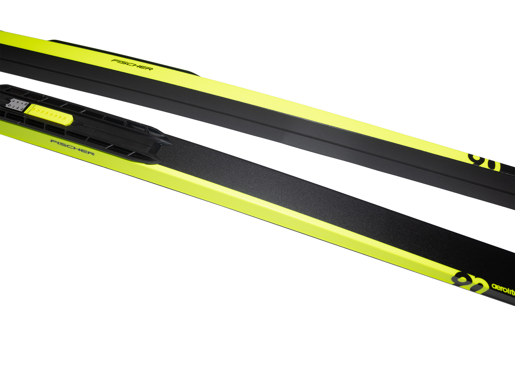 Лыжи беговые Fischer Aerolite Skate 90 Medium IFP (черный) N22523V 2000_1500
