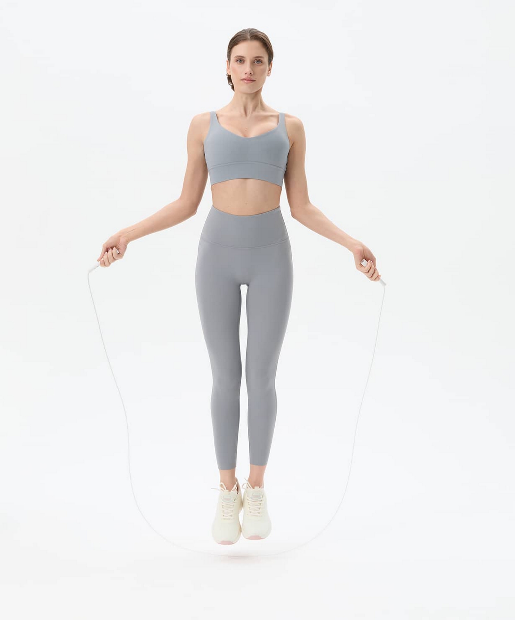 Скакалка ПВХ, с пластиковыми ручками, 3м Star Fit RP-501 белый 1663_2000