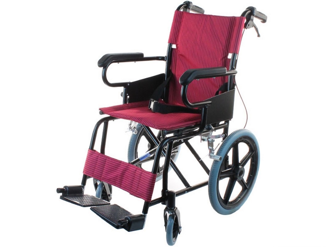 фото Кресло-коляска инвалидная titan deutsch gmbh с принадлежностями (37см) ly-800-032 titan deutschland gmbh