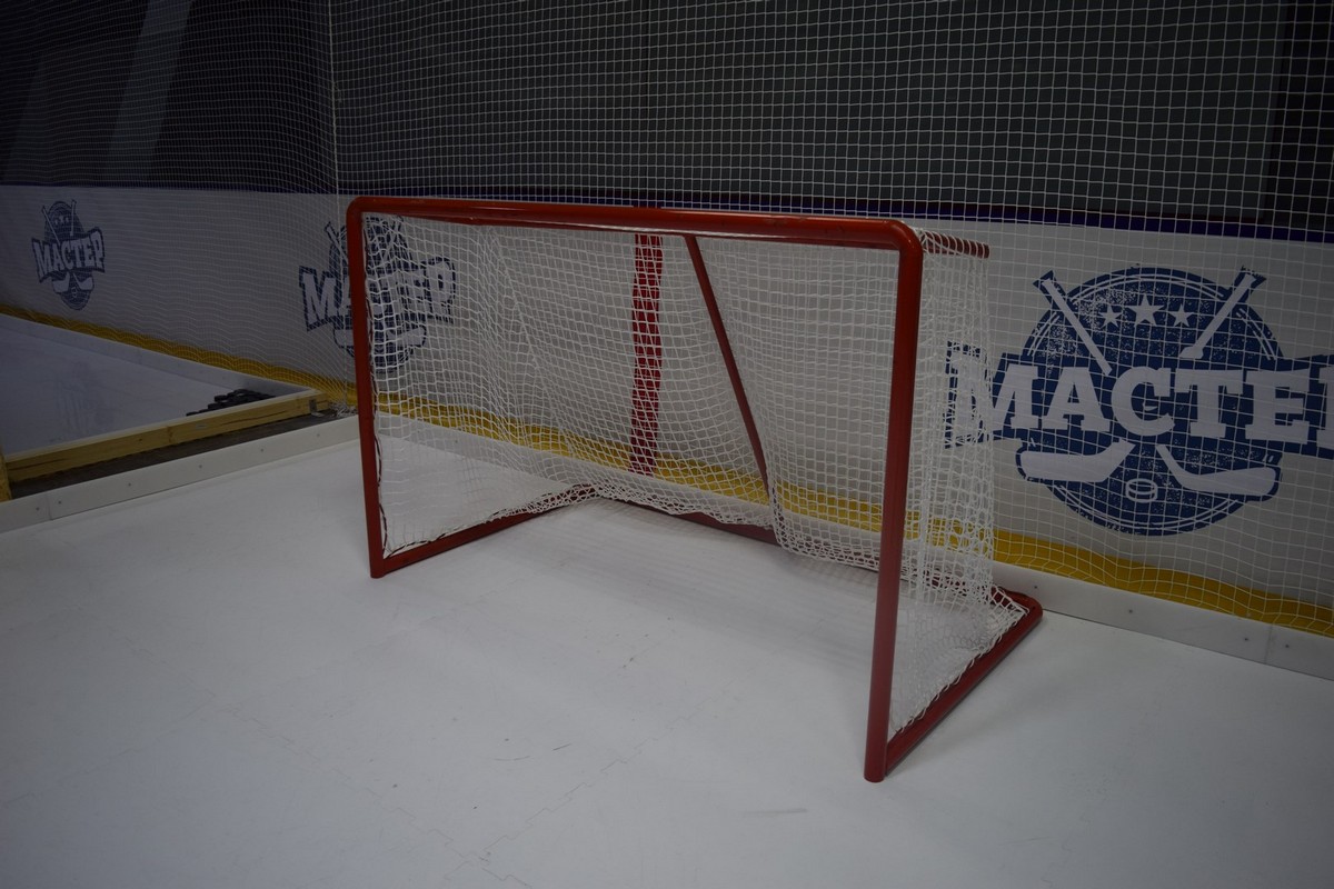 Ворота в хоккее с шайбой. Хоккейные ворота 1900. Хоккейные ворота Raita. Ворота мини-хоккей с сеткой 600x500x300 мм.