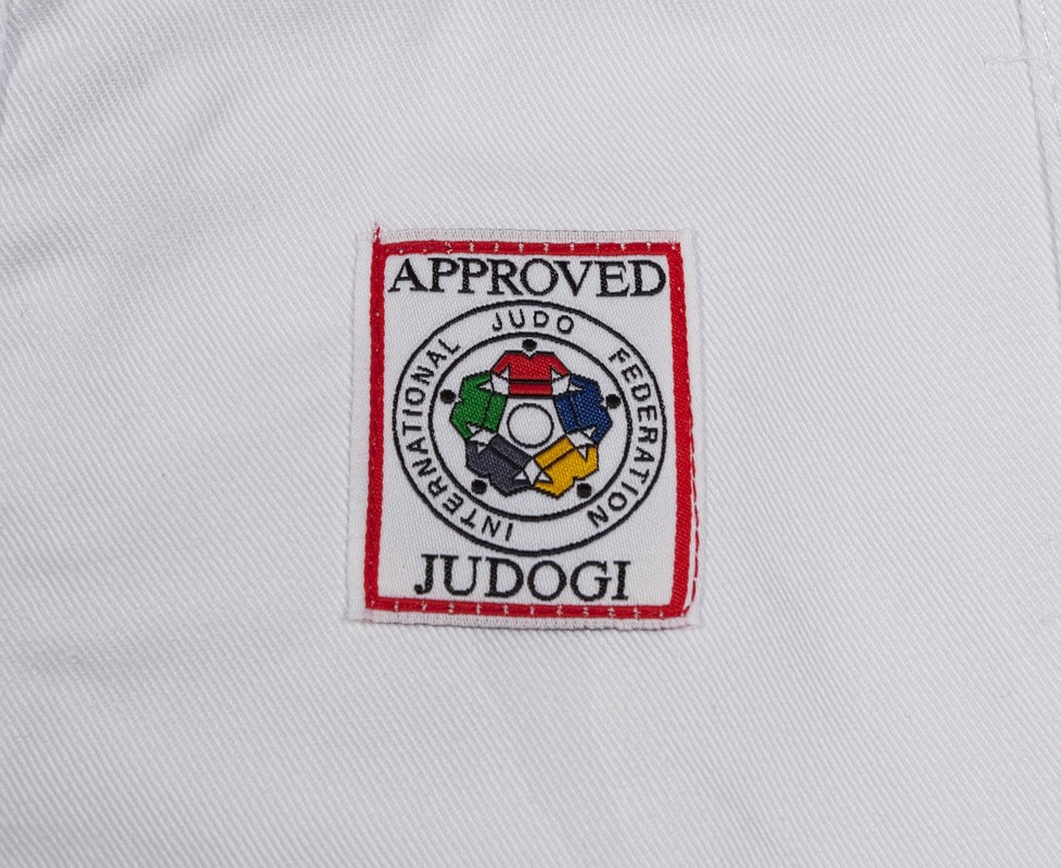 Кимоно для дзюдо Adidas Champion 2 IJF белое 978_800