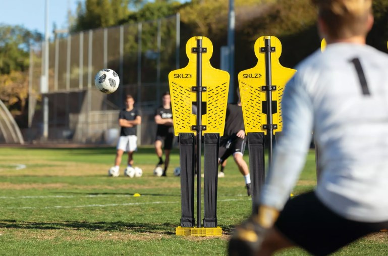 Футбольный манекен SKLZ PRO TRAINING SOCCER DEFENDER, желтый 769_507