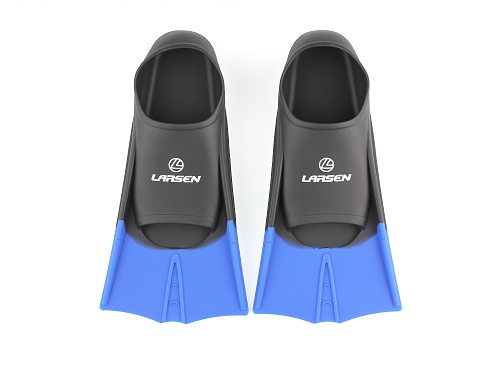 Ласты укороченные силиконовые Larsen 6975 черный\синий 500_375