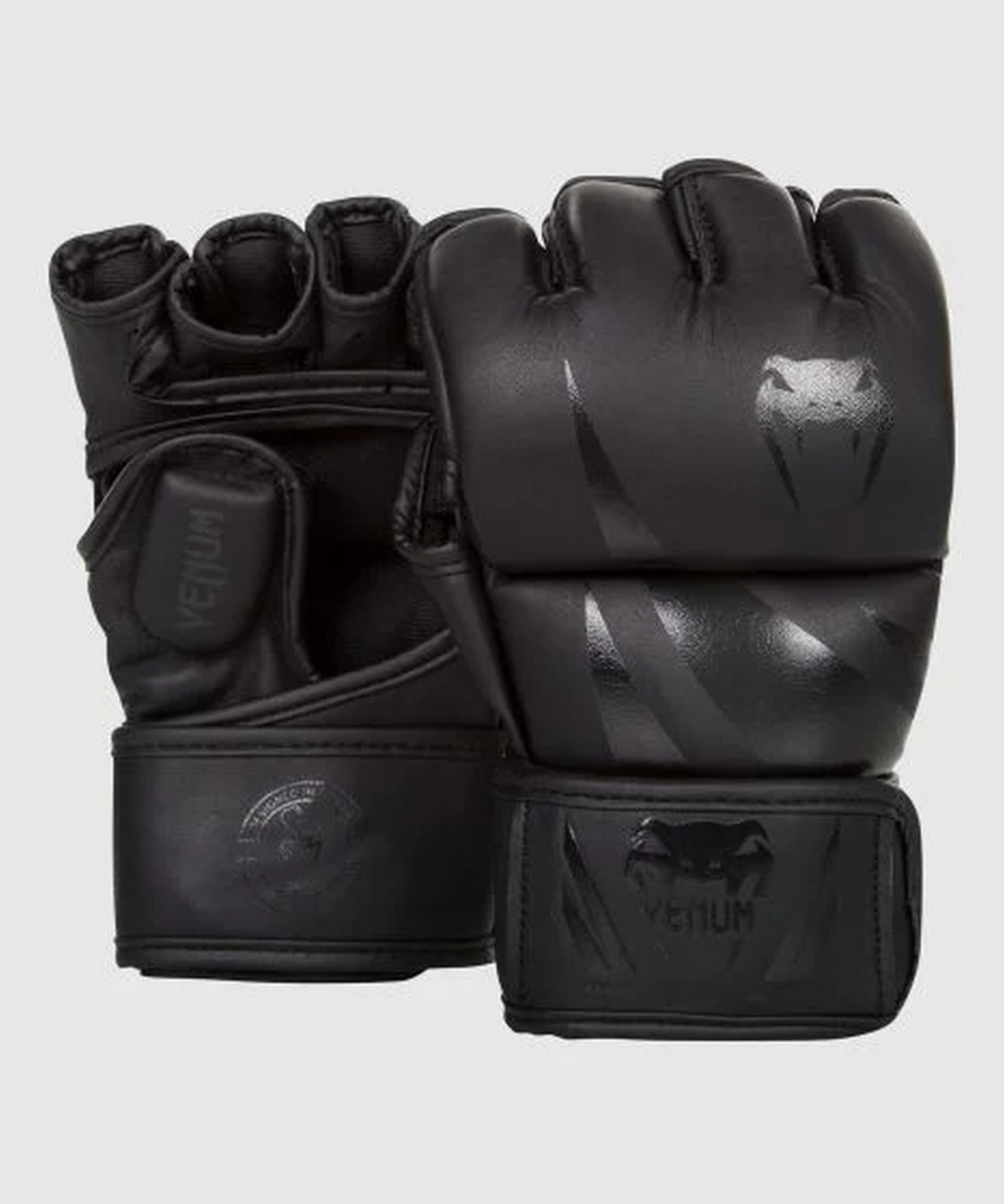Перчатки MMA Venum Challenger 2051-114 черный матовый 1334_1600