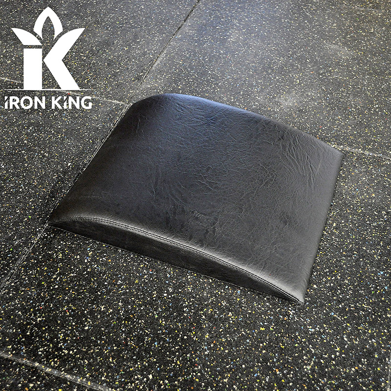 Подушка под поясницу для выполнении упражнений на пресс Iron King CR 58 Abmat от Дом Спорта