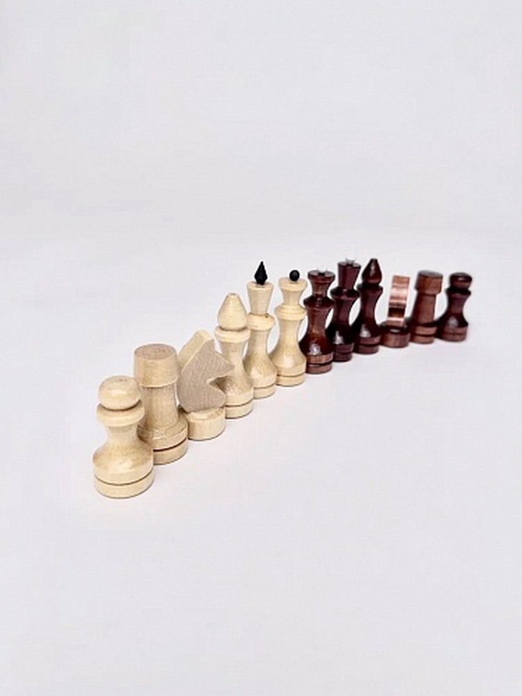 Шахматы обиходные лакированные с доской 29x14,5x3,8 750_1000